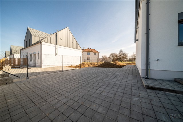 boční pohled [7/24]